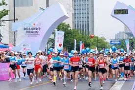 首届杭州女子马拉松鸣枪 美美地跑比成绩更重要图片