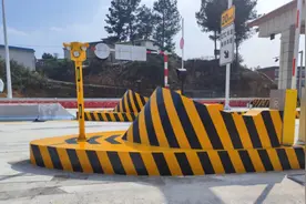 “小黄人”助力智慧高速再升级图片