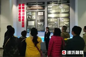 看看父辈浴血奋战的地方 继续勇毅前行图片