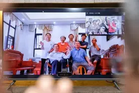 泪目！姐弟失散80年，佛山警方助力重聚！图片