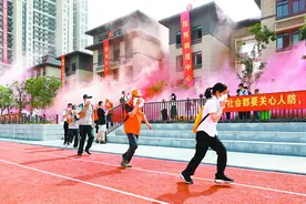 今日15:00 厦门全市鸣响防空警报图片