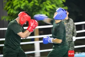组图 | 燃！武警儋州支队开展自由搏击实战对抗赛图片