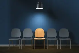 要争演技高低，莫撕番位一二图片