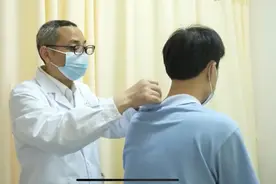 武汉市硚口区：社区卫生院里来了个“中医博导”图片