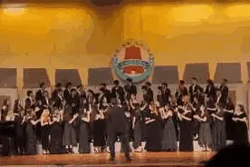 这段合唱一夜爆火，无数人忆起青春！图片