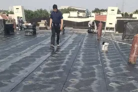 雨季来临，这里的居民不再担心屋顶漏水图片