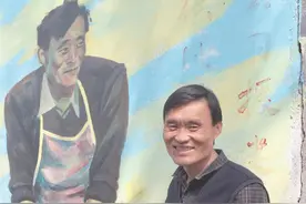 走下“顶流”的拉面哥：流量带来困扰，还是想帮助人图片