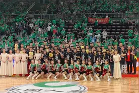 辽篮夺冠 : 有志新突破 卫冕正当时！图片