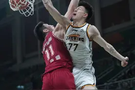 辽宁队4:0横扫浙江队 夺得2022-2023赛季CBA总冠军图片