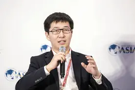 ofo创始人跑到美国开店卖咖啡，已融资超千万美元！还有15亿押金没退，网友：退钱......图片