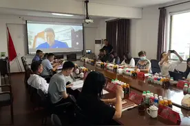 直击股东大会丨迟迟未能推出爆款新品？李子园董秘：做新品是渐进的过程，公司规模尚小对品牌支持有限图片