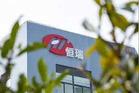 连续三个季度增持恒瑞医药后，葛兰再度加仓310万股图片