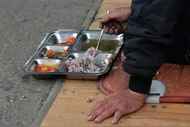 早安·世界｜韩出台预防计划，“孤独死”现象将减少20%图片