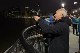 “爸妈们”的旅游也很潮——老年旅游市场扫描图片