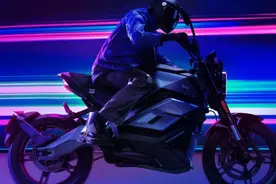 小牛RQi正式开启预定 高性能纯电街跑做最拉风的仔图片