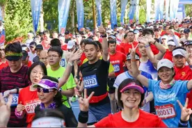 2023“北京花马”：6000名参赛选手畅享花海赛道图片