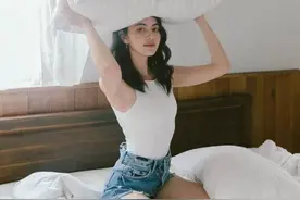 今年夏天“冰薄短裤”被抢着穿！上身降温-5°，怎么穿搭都好看！图片