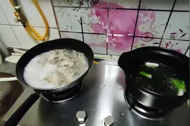 美食:萝卜炖排骨图片