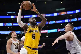 掘金4-0横扫湖人 队史首进总决赛图片