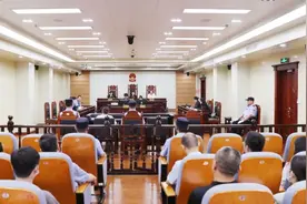 “零距离”庭审观摩 “点穴式”听庭评议——山东省检察院邀请人大代表 人民监督员走进菏泽检察出庭公诉现场图片