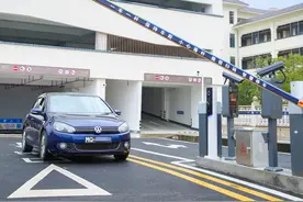 横琴首个识别三地车牌停车场投用，新增159个车位图片