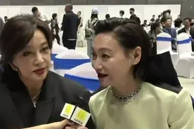 刘晓庆“采访”惠英红 《我爱你！》爱情戏有多甜？视频封面