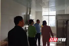 东安县白牙市镇前进社区开展幼儿园食品安全专项检查图片