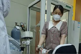 山东00后“折叠男孩”第一次手术完成：历时7小时，效果超预期图片