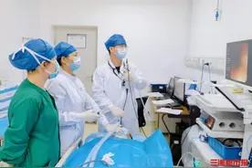 颈部缝上“小纽扣”，撑起“呼吸之门”图片