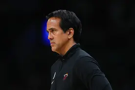 斯波：失利不因球员缺席 我们要打得更加强硬图片