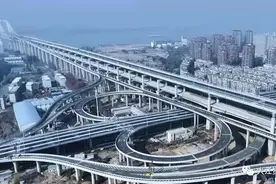 明天起，芜湖长江三桥通行调整！图片