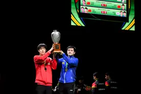樊振东/王楚钦为国乒重夺世乒赛男双冠军图片