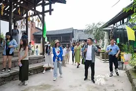 老院换新颜艺术进乡村 璧山这样激活“一池春水”图片