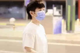 德班包揽五冠 国乒载誉归国图片