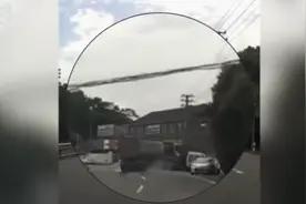 遭强行变道超车，货车司机“路怒”追4公里逼停商务车图片