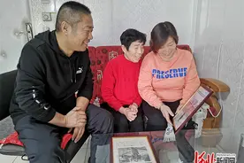 人物｜环卫“母子兵” 两代马路情图片