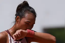 郑钦文要对输球“服气”图片