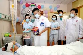 关注儿童健康！11岁脑瘤女孩在医院温暖过“六一”图片