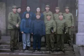 91岁浙大老师拾荒助学感动全网，但最心疼他的人走了……图片