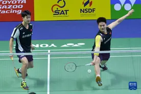 羽毛球——泰国公开赛：梁伟铿/王昶晋级半决赛图片