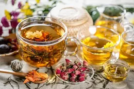 夏季要喝花草茶，这样搭配消暑健脾！图片