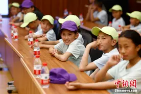 玉树少年沉浸式感受民族文化艺术：拉近“心”距离图片