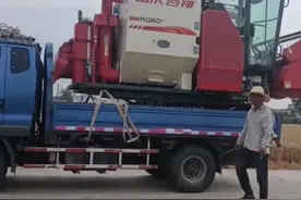 安徽女子11万买收割机帮父母收麦：谎称三四万，帮村里也收完了图片