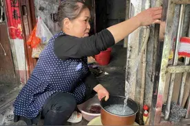 单亲妈妈杨松香：用爱撑起儿女一片天图片