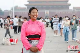 在北京，四十个藏族孩子留下了风图片