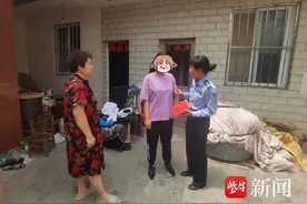 将爱的力量传递下去——见义勇为奖金转赠贫困考生图片