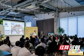 好好成长助学基金十周年 资助386名困难儿童好好成长图片