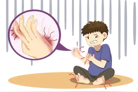 高三女生双手长满水疱，瘙痒不已，中医这样治疗……图片