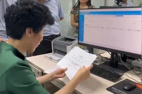 南阳：审批服务便民化图片