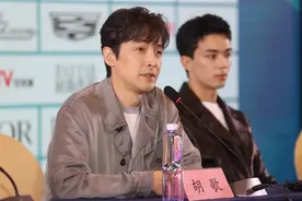 胡歌：面对人生的措手不及图片